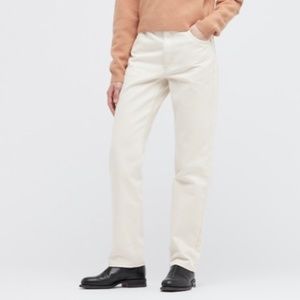 White jeans from Uniqlo in size 29